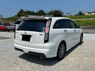 2014 Honda Stream II Рестайлинг, белый, 985000 рублей, вид 5