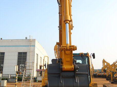 2025 LGCE E6150F, жёлтый, 6990000 рублей, вид 4