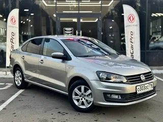 2018 Volkswagen Polo V Рестайлинг, серый, 899000 рублей, вид 3