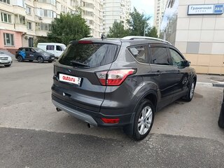 2017 Ford Kuga II Рестайлинг, серый, 1500000 рублей, вид 5