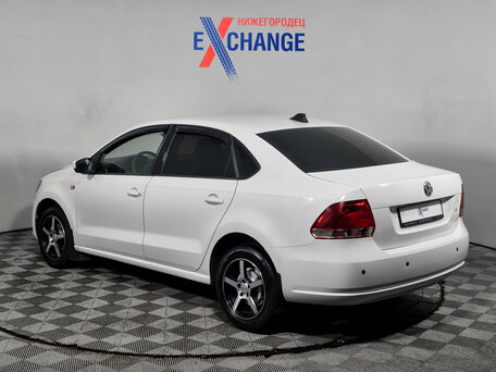 2014 Volkswagen Polo V, белый, 639000 рублей, вид 5