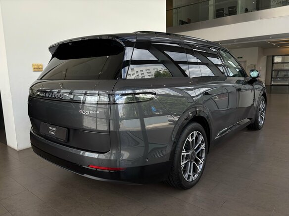 2026 Lynk & Co 900, чёрный - вид 35
