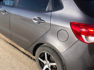 2017 Kia Rio III Рестайлинг, серый, 705000 рублей, вид 4
