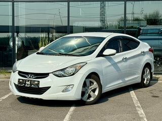 Hyundai Avante V