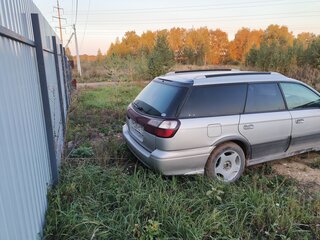 2001 Subaru Legacy Lancaster II Рестайлинг, серебристый, 350000 рублей, вид 4
