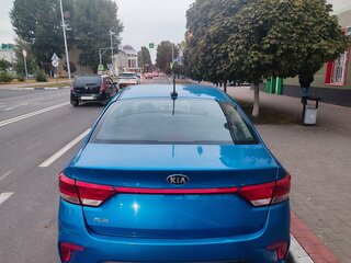 2017 Kia Rio IV, синий, 1400000 рублей, вид 3