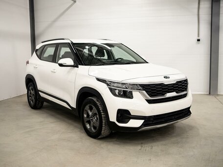2020 Kia Seltos I, белый, 2820000 рублей, вид 3