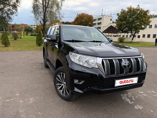 2022 Toyota Land Cruiser Prado 150 Series Рестайлинг 3, чёрный, 5700000 рублей, вид 2