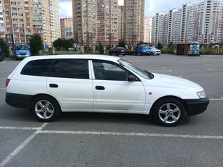 2000 Toyota Caldina I, белый, 390000 рублей, вид 3