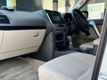 2020 Toyota Land Cruiser Prado 150 Series Рестайлинг 2, белый, 4600000 рублей - вид 8