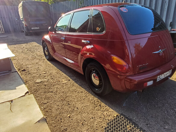 2003 Chrysler PT Cruiser, красный, 445000 рублей - вид 4