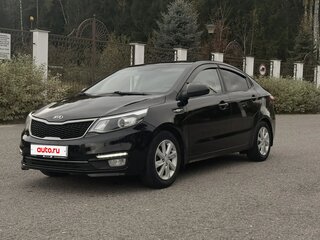 2016 Kia Rio III Рестайлинг, чёрный, 970000 рублей, вид 1