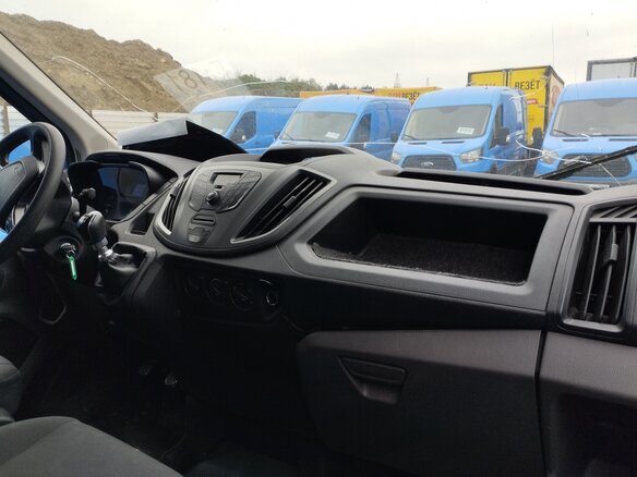 2021 Ford Transit, синий, 2145000 рублей - вид 4