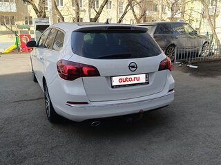 2012 Opel Astra J Рестайлинг, белый, 700000 рублей, вид 4