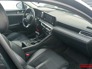 2021 Kia K5 III, чёрный, 1742000 рублей, вид 5