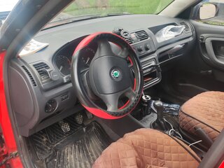 2009 Skoda Fabia II, красный, 350000 рублей, вид 5