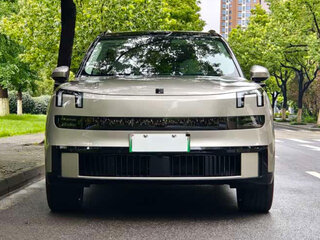 2025 Lynk & Co 900, золотистый, 7550000 рублей, вид 2
