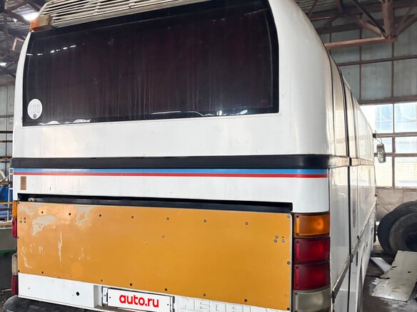 1993 Neoplan Skyliner, белый, 600000 рублей - вид 1