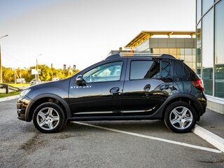2015 Renault Sandero Stepway II, чёрный, 820000 рублей, вид 4
