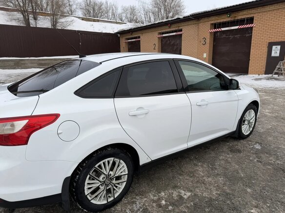 2012 Ford Focus III, белый, 735000 рублей - вид 2