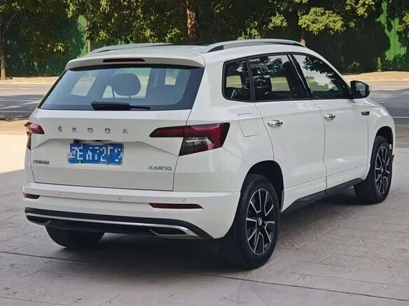 2022 Skoda Karoq I Рестайлинг, белый - вид 3