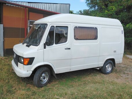 1988 Mercedes-Benz T1, белый, 520000 рублей, вид 1
