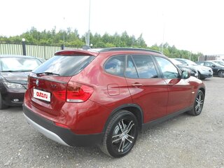 2011 BMW X1 18i I (E84), красный, 1398000 рублей, вид 2