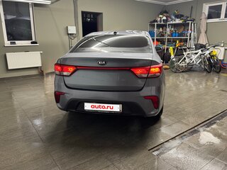 2019 Kia Rio IV, серый, 995000 рублей, вид 2