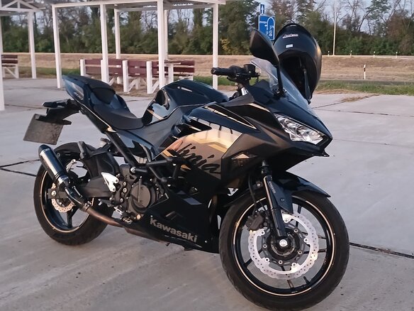 2019 Kawasaki Ninja 400, чёрный, 580000 рублей