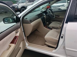 2001 Toyota Corolla Fielder IX (E120, E130), белый, 400000 рублей, вид 5