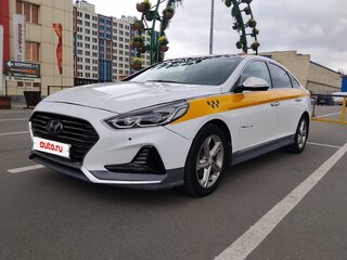 2018 Hyundai Sonata VII (LF) Рестайлинг, белый, 900000 рублей, вид 3