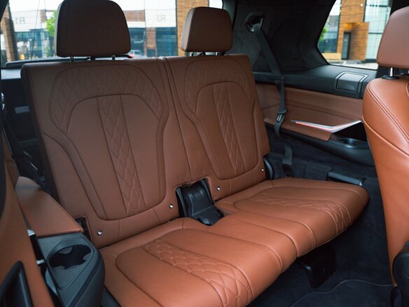 2025 BMW X7 40d I (G07) Рестайлинг, серый - вид 20