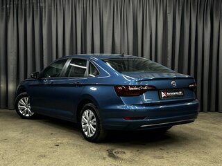 2020 Volkswagen Jetta VII, синий, 1749900 рублей, вид 4