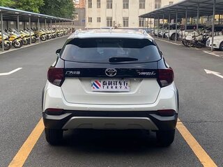 2023 Toyota Yaris L XP150 Рестайлинг, белый, 1160000 рублей, вид 5