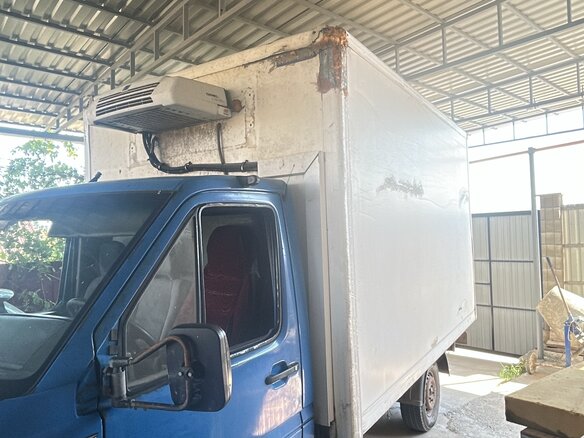 2001 Volkswagen LT, синий, 1300000 рублей - вид 1