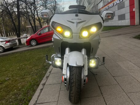 2012 Honda GL 1800 Gold Wing, белый, 1650000 рублей, вид 1