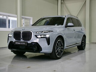 2025 BMW X7 40i I (G07) Рестайлинг, серый, 12500000 рублей, вид 2