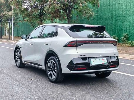 2026 Changan Qiyuan Q05 51.9 kWh II, серебристый, 2460000 рублей, вид 3