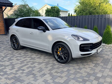 2020 Porsche Cayenne III, серый, 7890000 рублей, вид 2