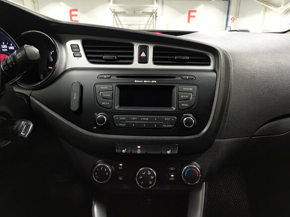 2015 Kia Ceed II, белый - вид 14
