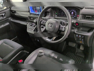 2022 Honda Stepwgn Spada VI, серебристый, 2390000 рублей, вид 5