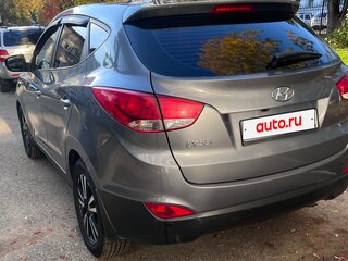 2014 Hyundai ix35 I Рестайлинг, серый, 1450000 рублей, вид 4