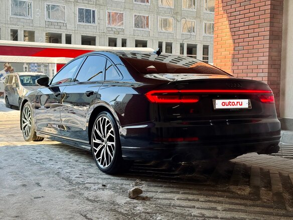 2020 Audi S8 IV (D5), синий, 9590000 рублей - вид 8
