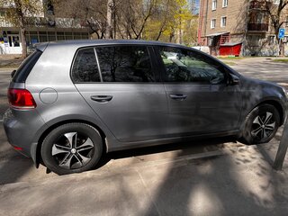 2012 Volkswagen Golf VI, серый, 800000 рублей, вид 3