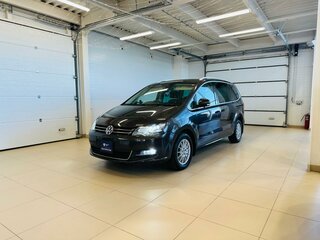 2015 Volkswagen Sharan II, коричневый, 1849900 рублей, вид 2