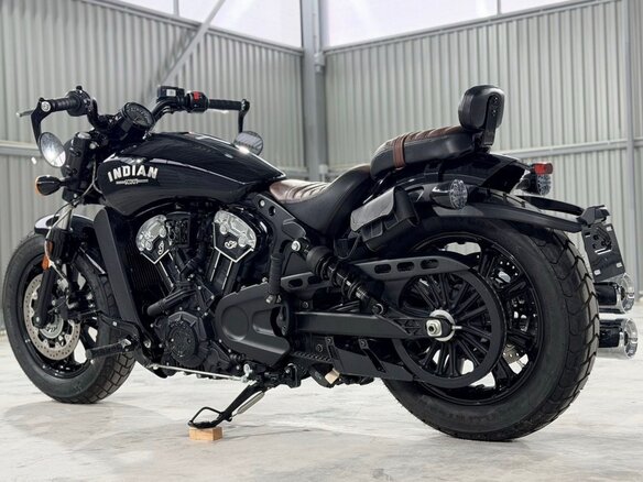 2022 Indian Scout, чёрный - вид 4