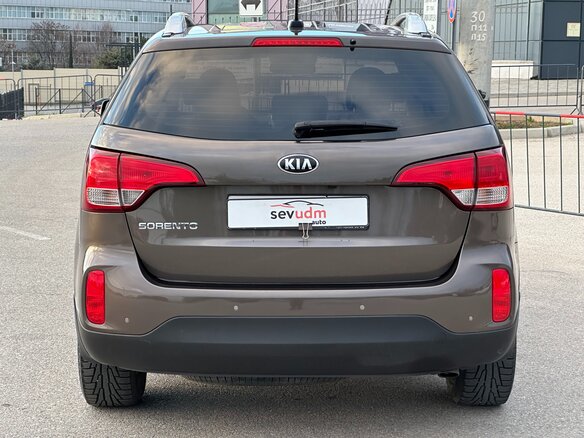 2018 Kia Sorento II Рестайлинг, бежевый, 2097000 рублей - вид 28