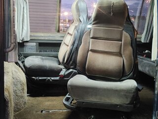 1990 Mitsubishi Delica III, зелёный, 370000 рублей, вид 5