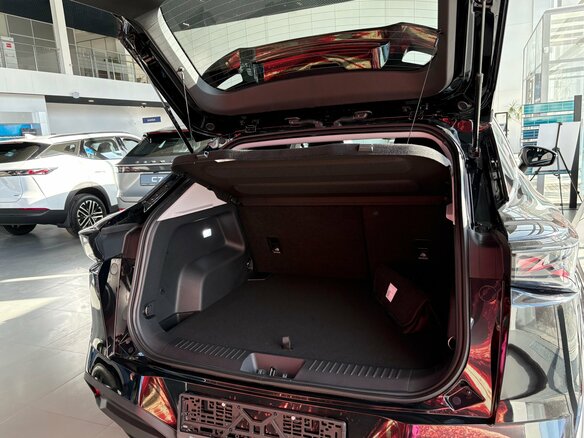 2026 Omoda C5 II, чёрный, 2399000 рублей - вид 7