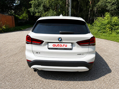 2020 BMW X1 18i sDrive II (F48) Рестайлинг, белый, 3150000 рублей, вид 5